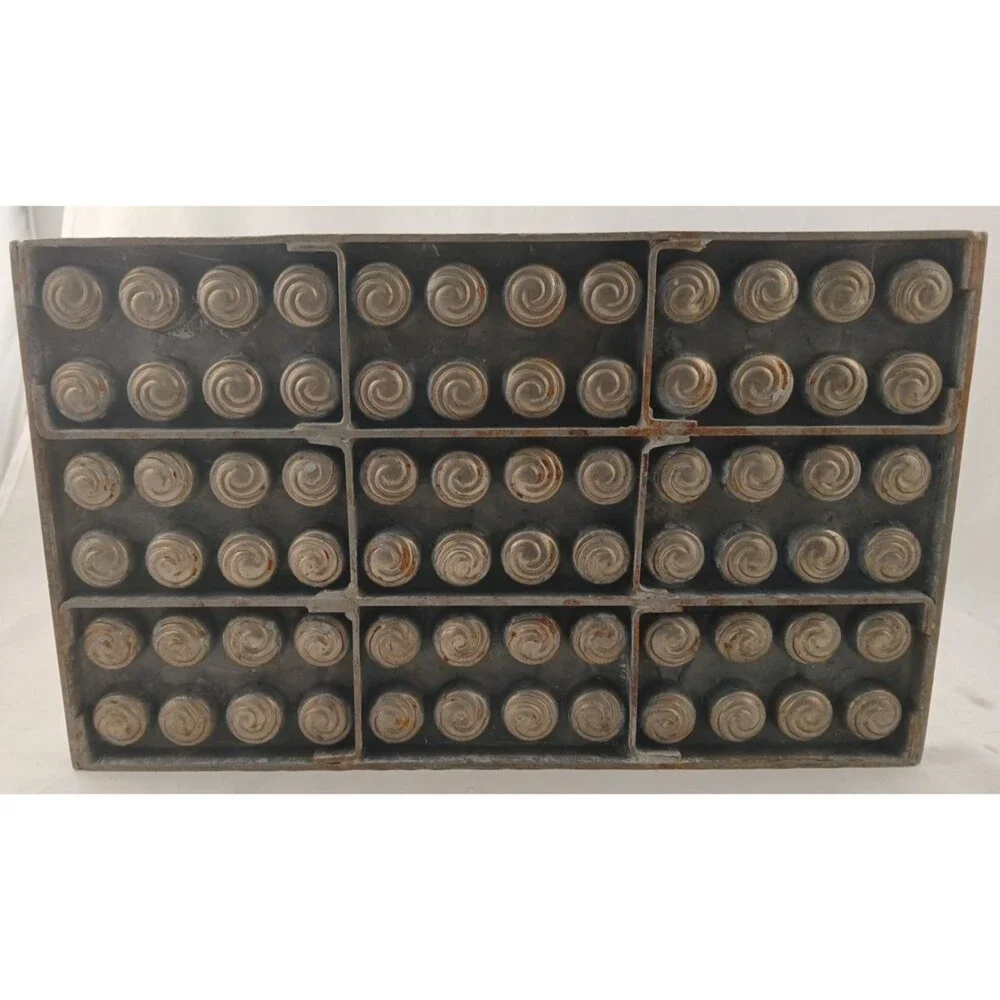 Vintage Industrial Metal Candy/Chocolate Mold Swirl Top 72